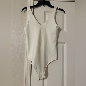 Abercrombie & Fitch Cream V-Neck Sleeveless Bodysuit